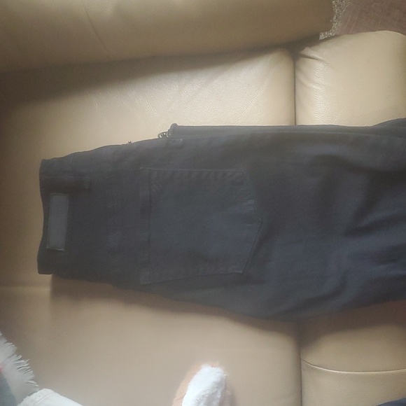 LIRA CROPPED JEANS - Picture 7 of 9